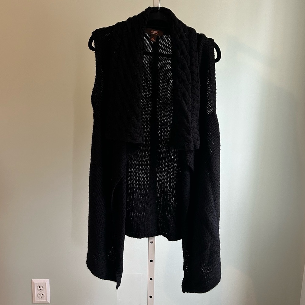 Victor Alfaro Black Chunky Knit Sweater Vest